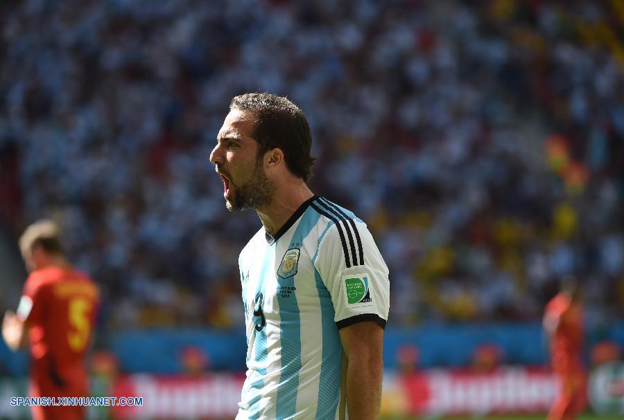 MUNDIAL 2014: Un gol de Higuaín coloca a Argentina en semifinales 