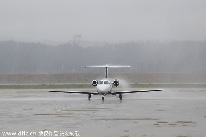 El primer taxi aéreo de China: el avión Cessna 510 Mustang, aterriza con éxito en el Aeropuerto Internacional Changshui de Kunming, en la provincia de Yunnan, el 12 de julio.