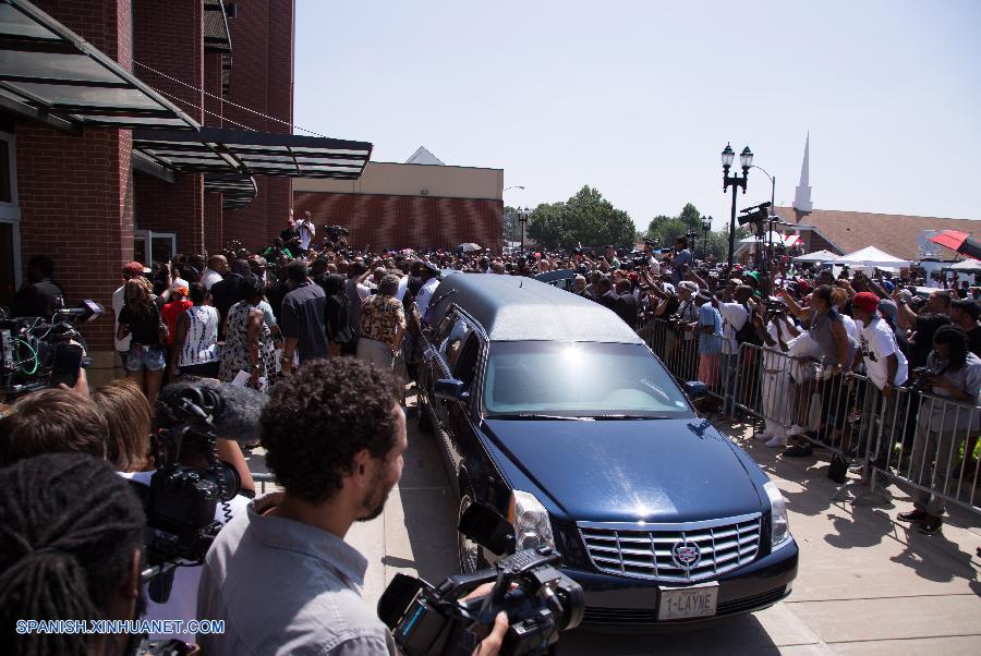 Llevan a cabo en EEUU funeral de Michael Brown