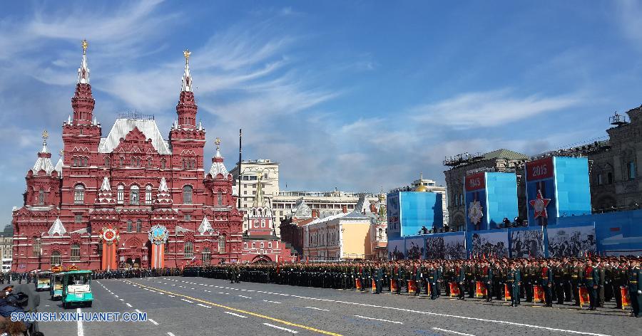 Comienza desfile de Día de Victoria, con asistencia de presidente chino