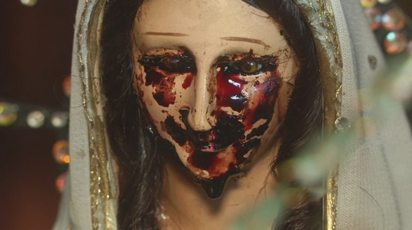 Virgen “l(fā)lora sangre”en México