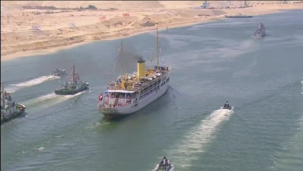 Al Sisi inaugura el nuevo Canal de Suez