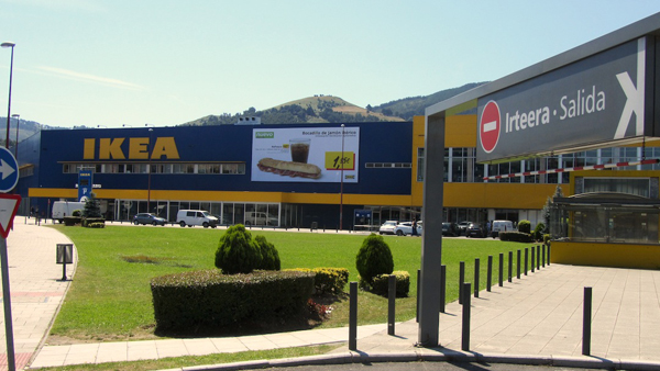 Ikea suspende la venta de cuchillos después que dos personas mueren apu?aleadas en su local