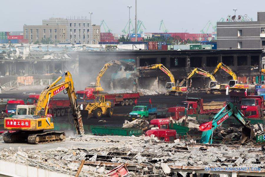 Acusados 11 funcionarios en investigación de explosiones en Tianjin