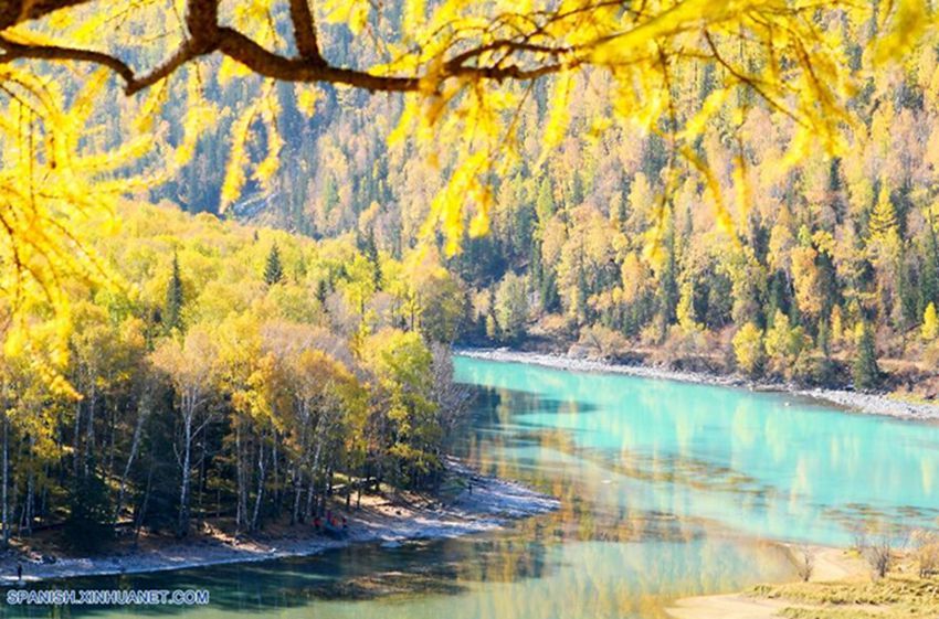 Xinjiang: Bello paisaje de Kanas