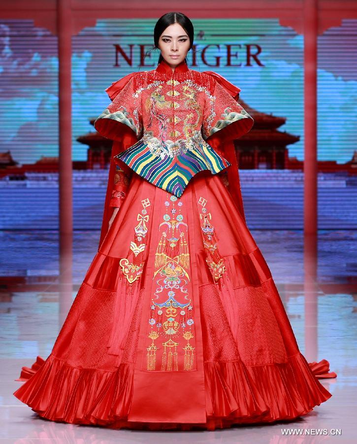 Comienza la Semana de la Moda de China en Pekín