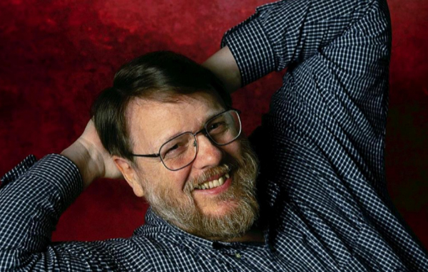 Muere Ray Tomlinson, inventor del correo electrónico personal