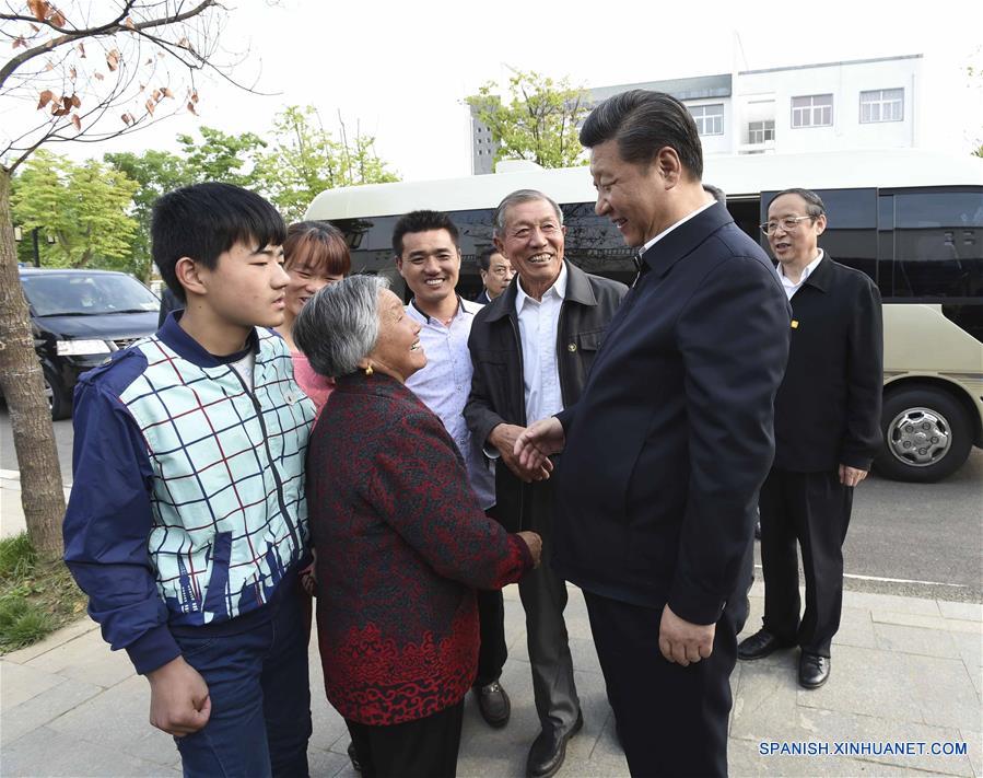 Presidente Xi urge al PCCh y al gobierno a elaborar medidas que atiendan las demandas del pueblo