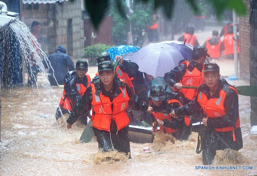 Tifón "Meranti" causa estragos en este de China