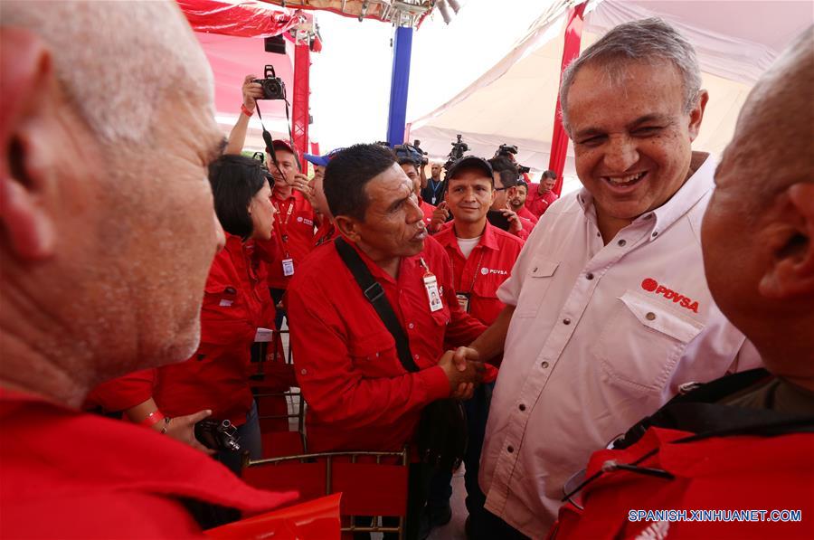 Presidente venezolano exige transformación en petrolera estatal