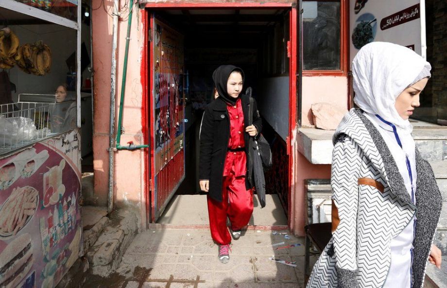 Mujeres afganas entrenan artes marciales chinas en Kabul