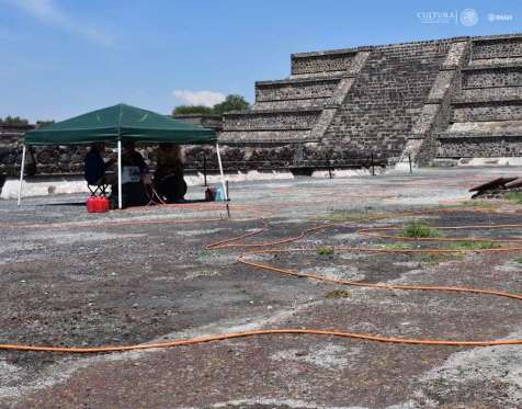 Descubren un túnel que representaba el inframundo bajo la Pirámide de la Luna