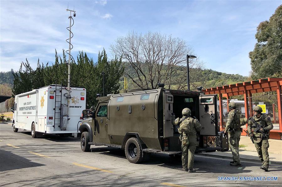 Toman como rehenes a tres personas en centro para veteranos de California