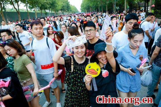 Las mujeres dominan el mercado de entretenimiento en vivo de China, según informe