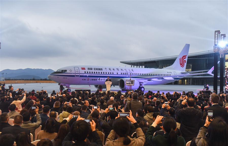 Ceremonia de entrega a Air China del Boeing 737 MAX 8, terminado en la planta conjunta Boeing-COMAC de Zhoushan, provincia de Zhejiang. 15 de diciembre del 2018. [Foto: Xinhua]