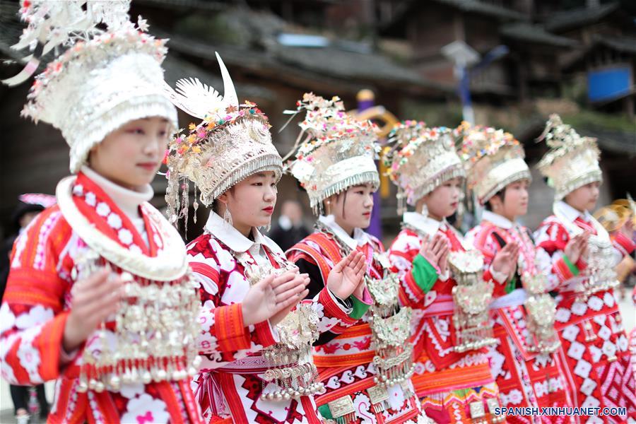 Danza lusheng de la provincia de Guizhou